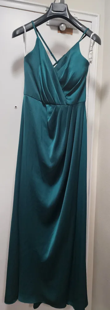 David's Bridal Emerald Green Gown - Size 8 thumbnail
