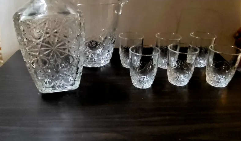 Tequila set with 6 glasses and Ice bucket image indicator(3)