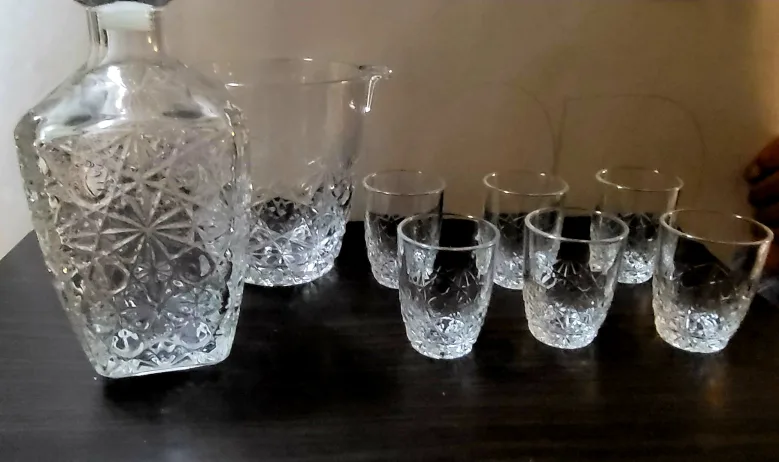 Tequila set with 6 glasses and Ice bucket image indicator(4)