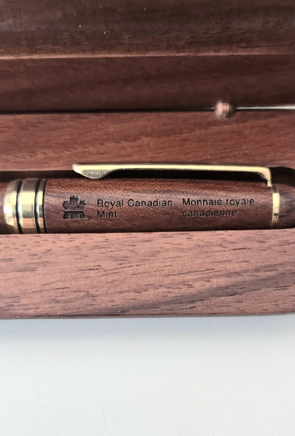 Royal Canadian Mint Pen with Case - photo 2
