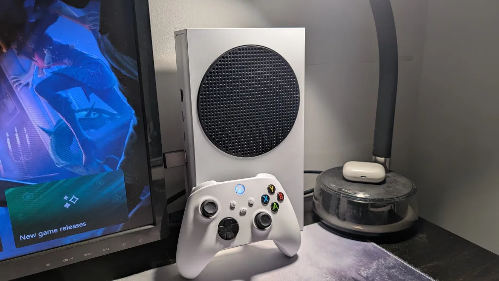 Xbox Series S Console image indicator(2)