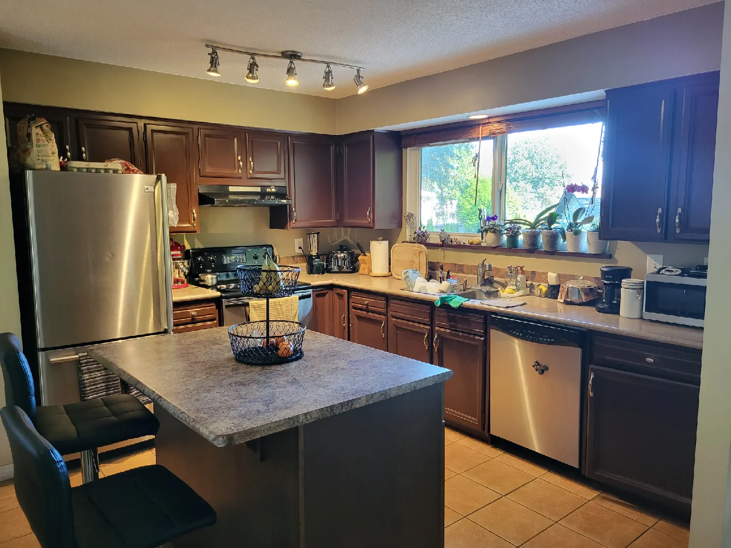 Room for rent in Coquitlam image indicator(6)