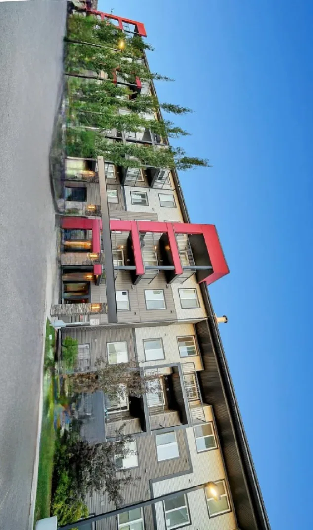 CONDO for sale image indicator(9)