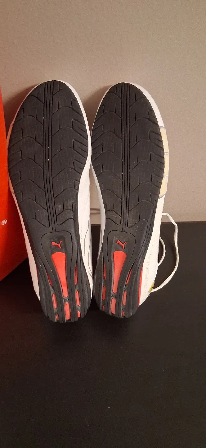 Puma Ferrari Race Low Sneakers - White image indicator(5)