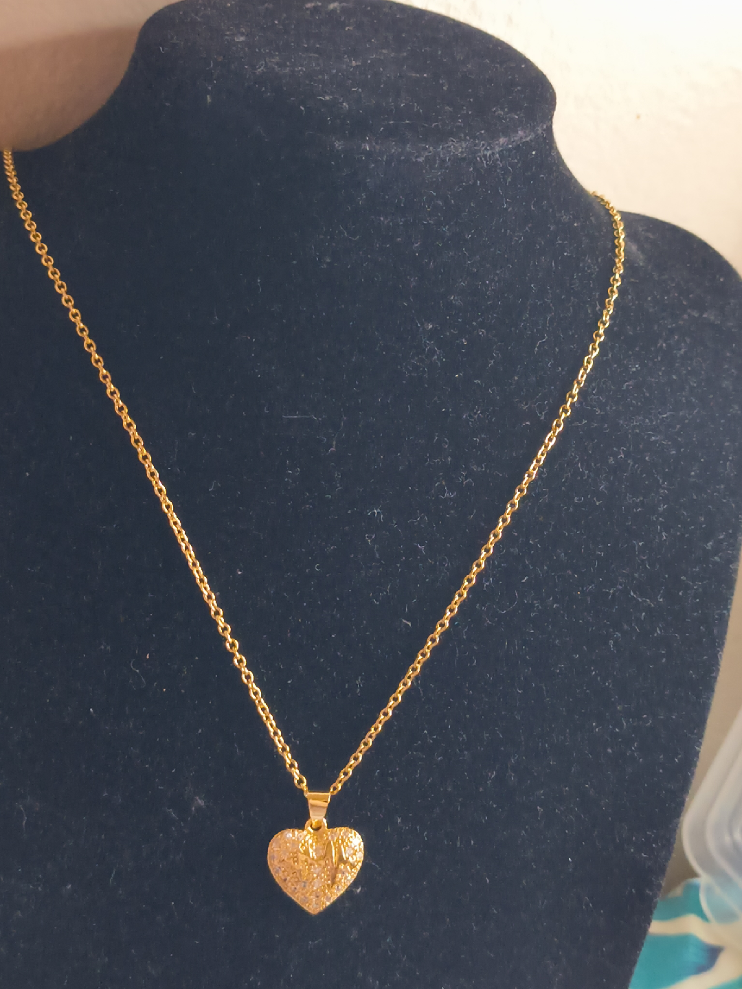 Gold Heart Pendant Necklace