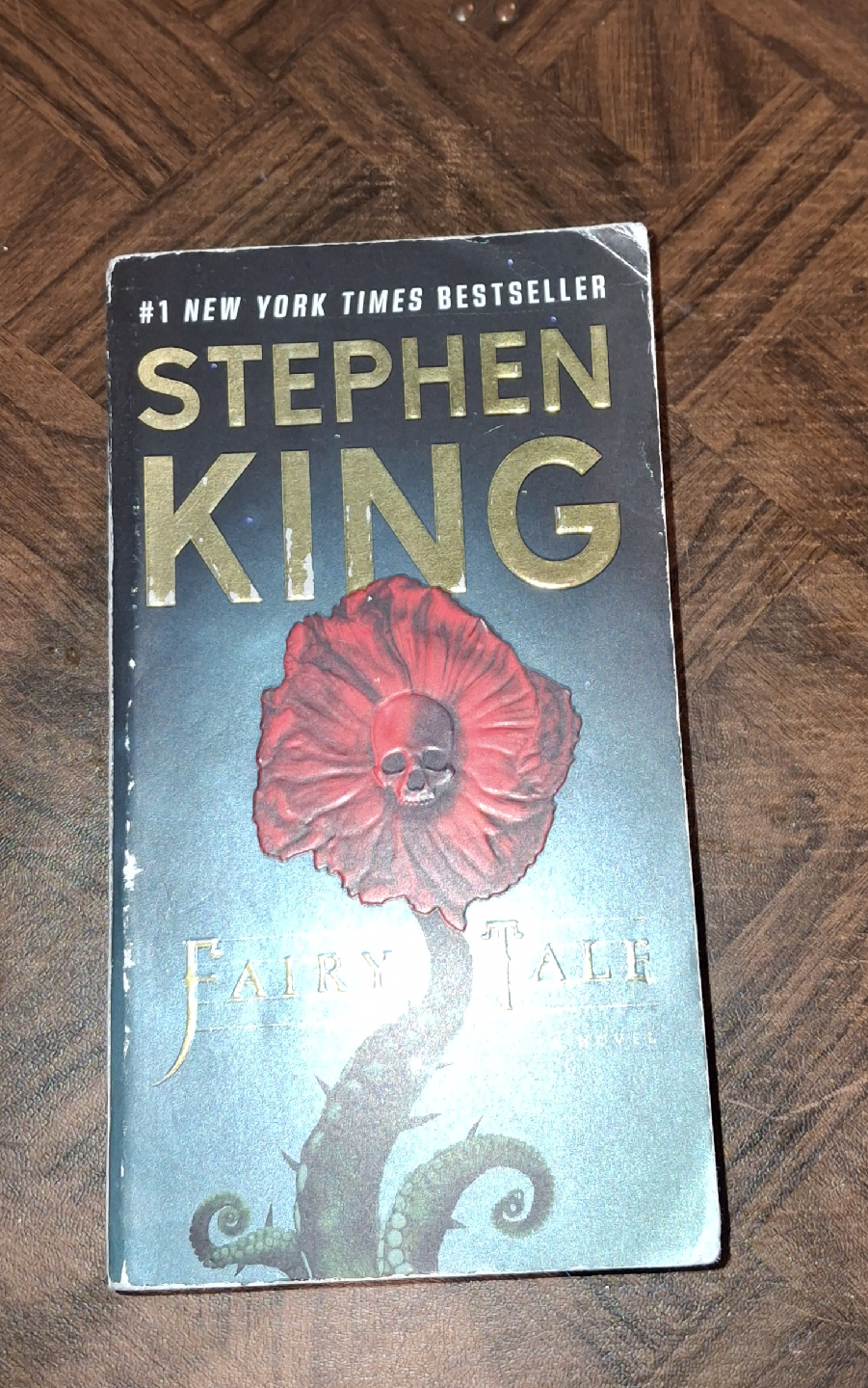 Stephen King Book Lot - $10 each - photo 4