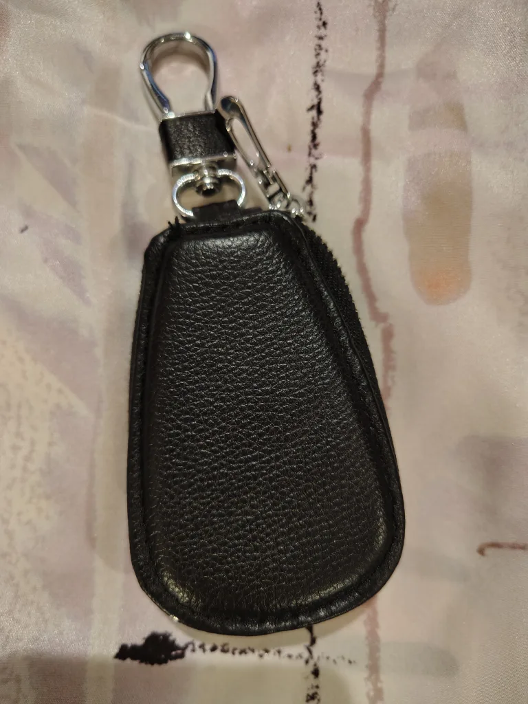 Mitsubishi Leather Key Fob Case image indicator(3)