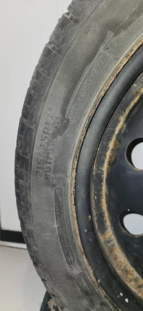 215/45R17 Tire with Steel Rim image indicator(3)
