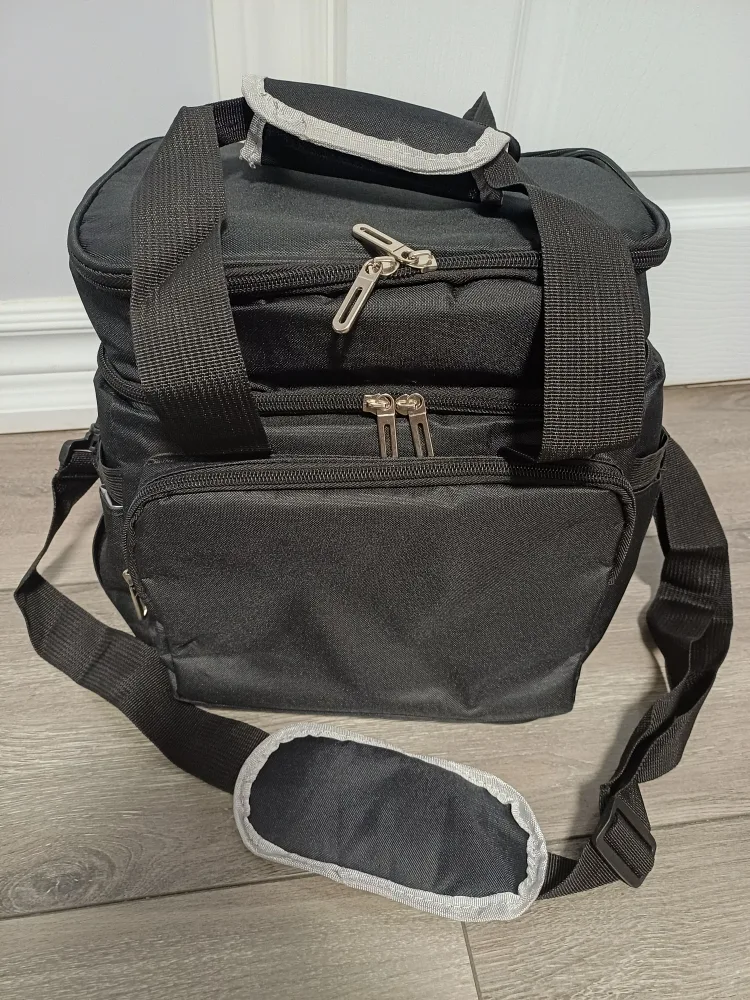 Black Insulated Lunch Bag thumbnail
