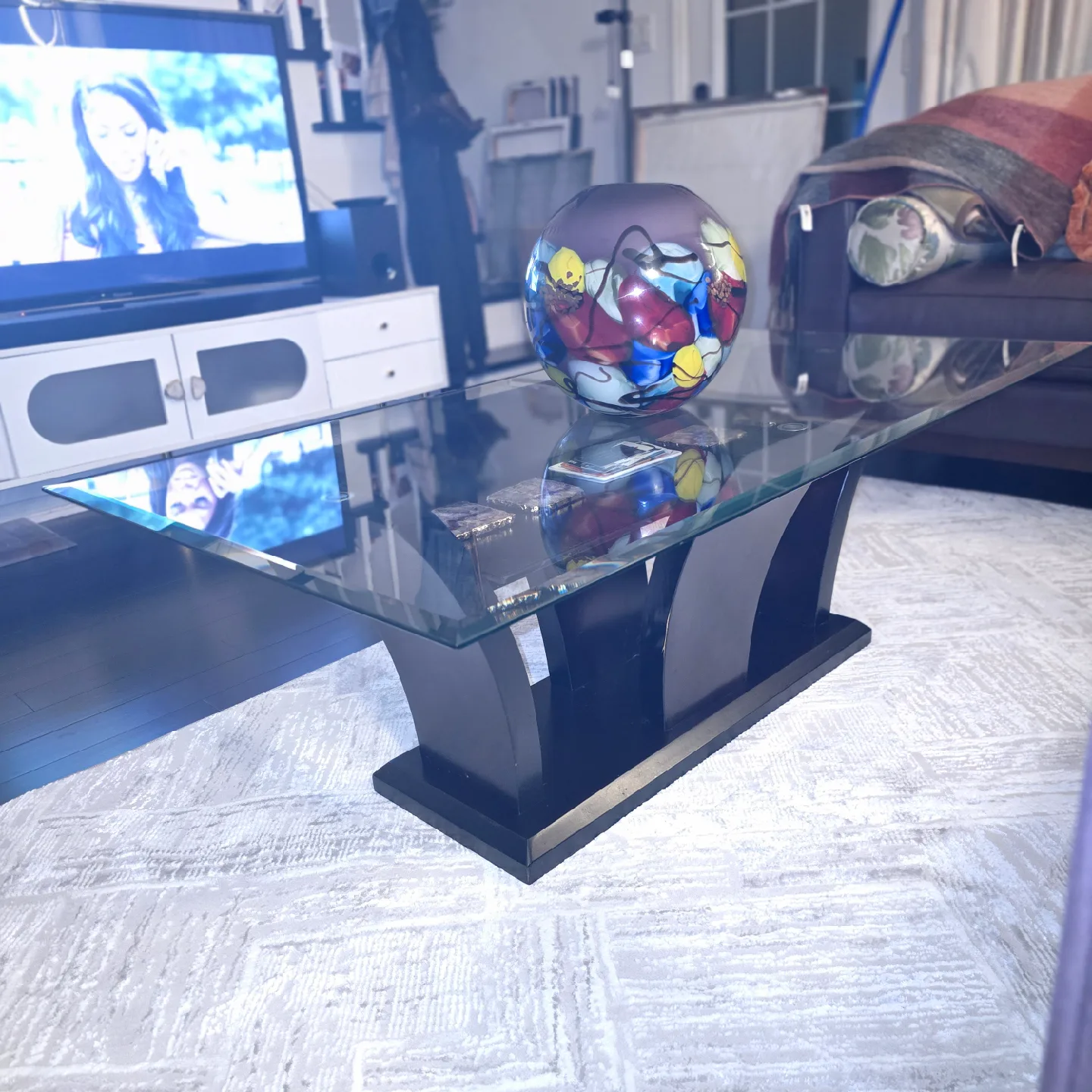 Glass Top Coffee Table - Black Base image indicator(4)