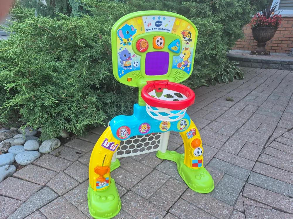 VTech Count & Win Sports Centre thumbnail