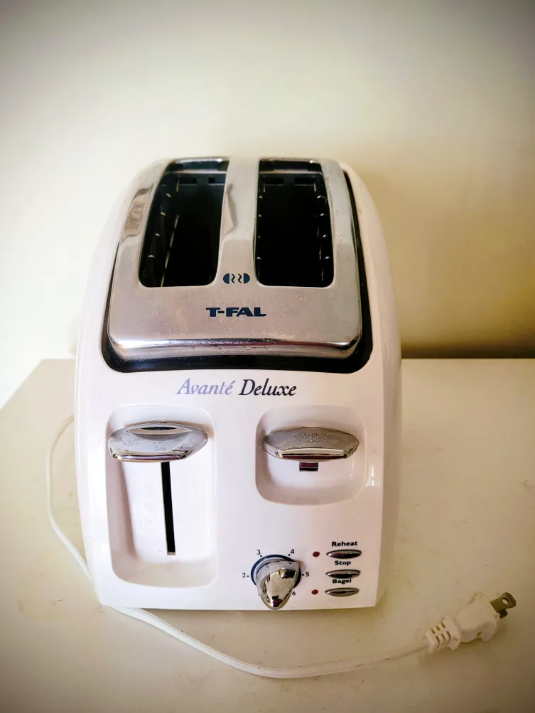 T-Fal Avante Deluxe Toaster⭐ thumbnail