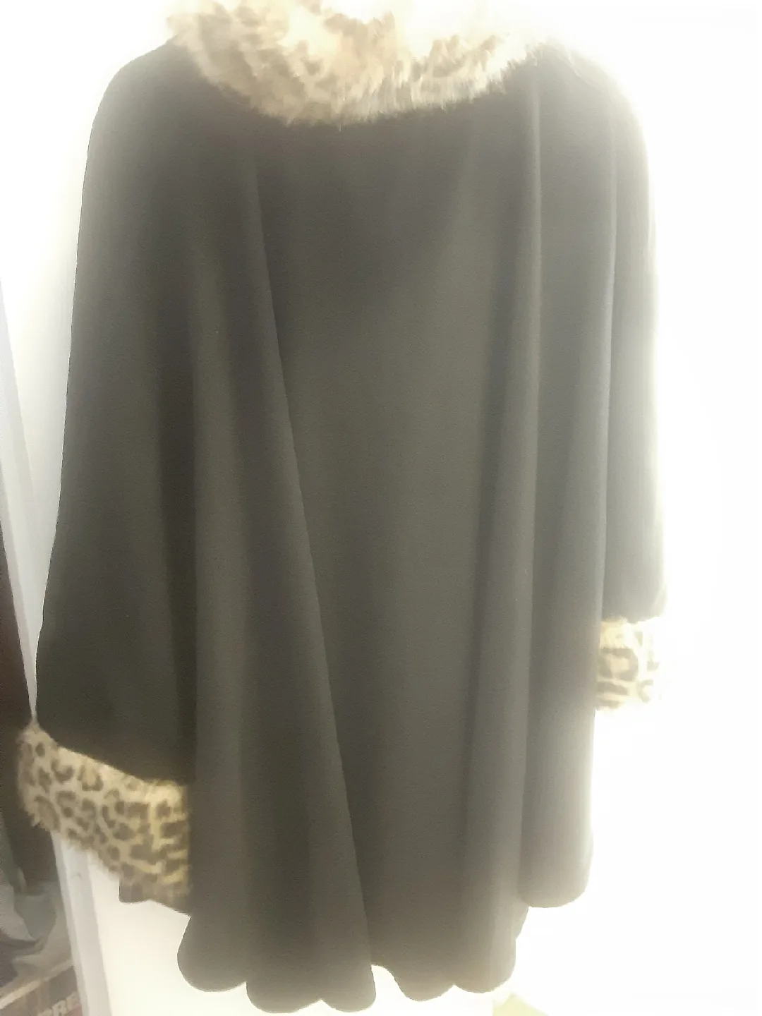 Jessica Black Polyester Cape - One Size image indicator(6)