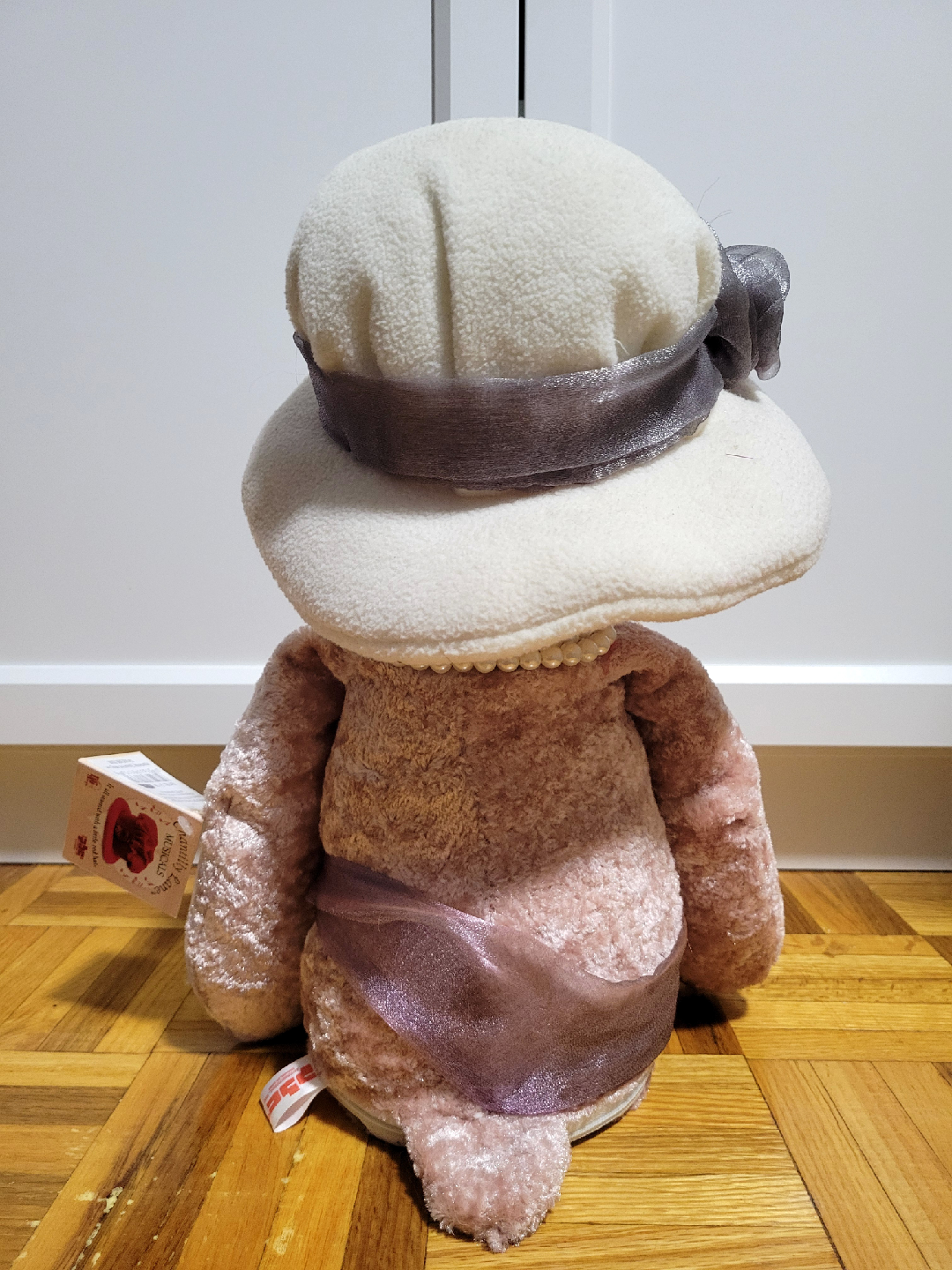 Chantilly Lane Musical Pink Bear - Animatronic Singing Bear - photo 3