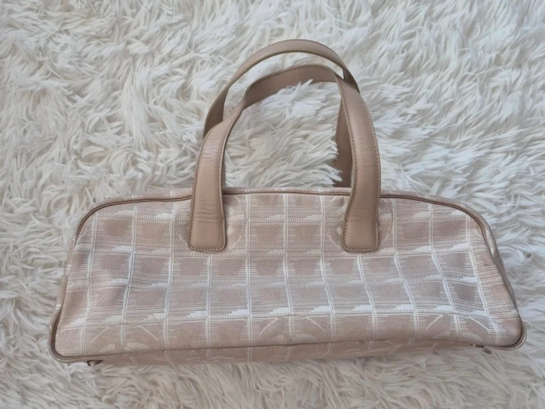Chanel Beige Travel Line Handbag - photo 2