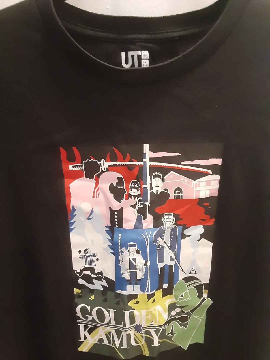 Uniqlo UT Golden Kamuy Graphic T-Shirt, Size M
