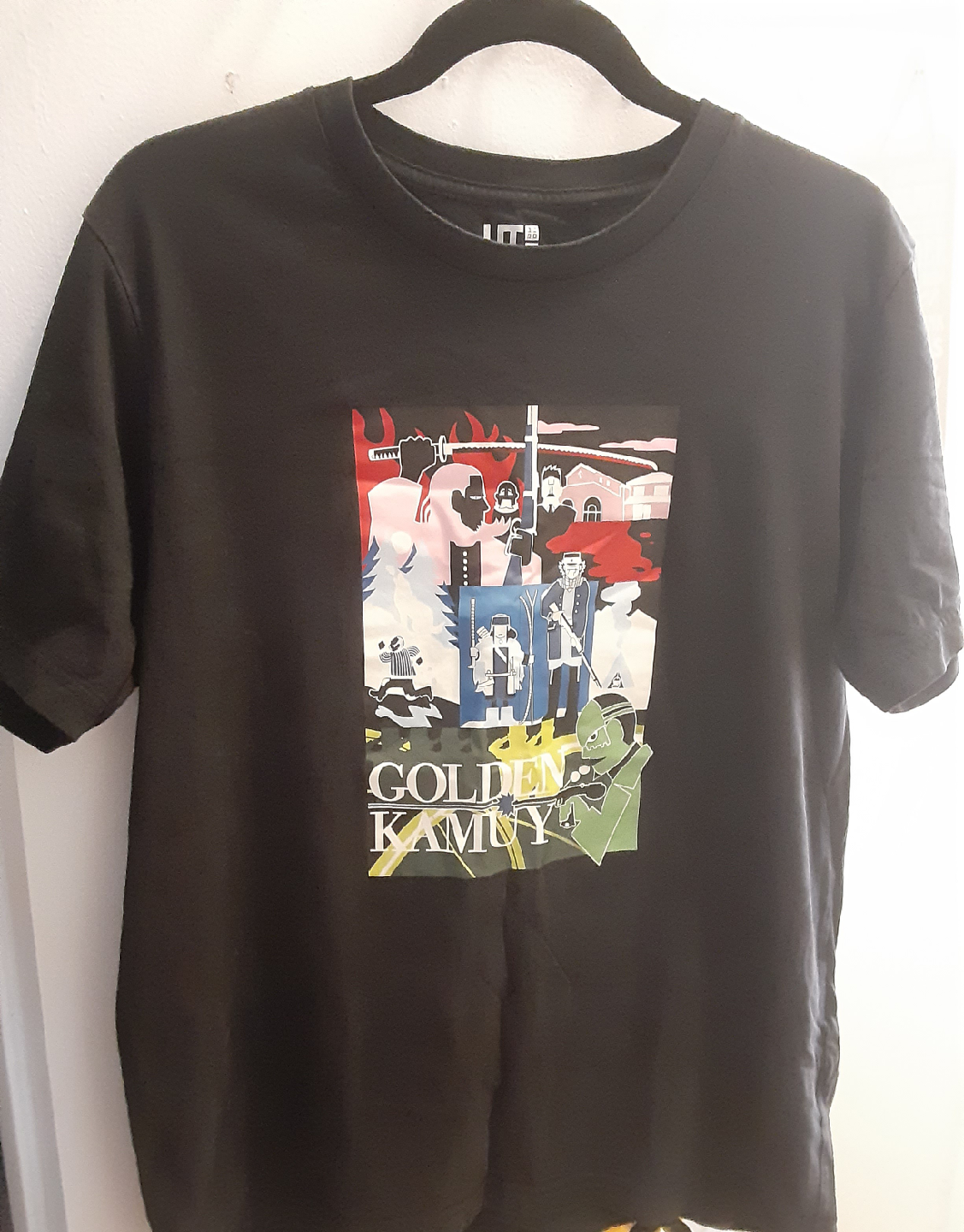 Uniqlo UT Golden Kamuy Graphic T-Shirt, Size M - photo 2