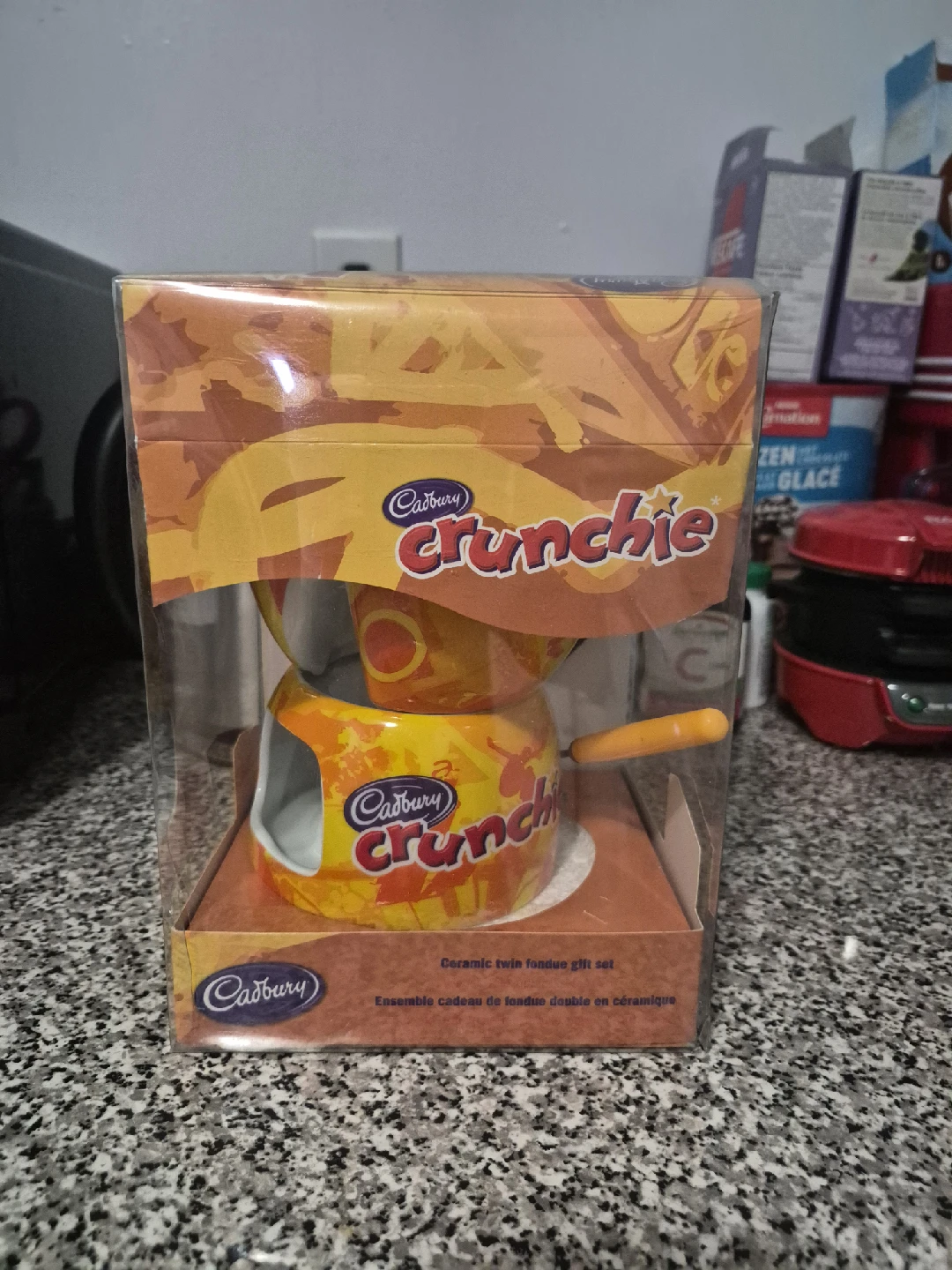 Cadbury Crunchie ceramic twin fondue gift set unused
