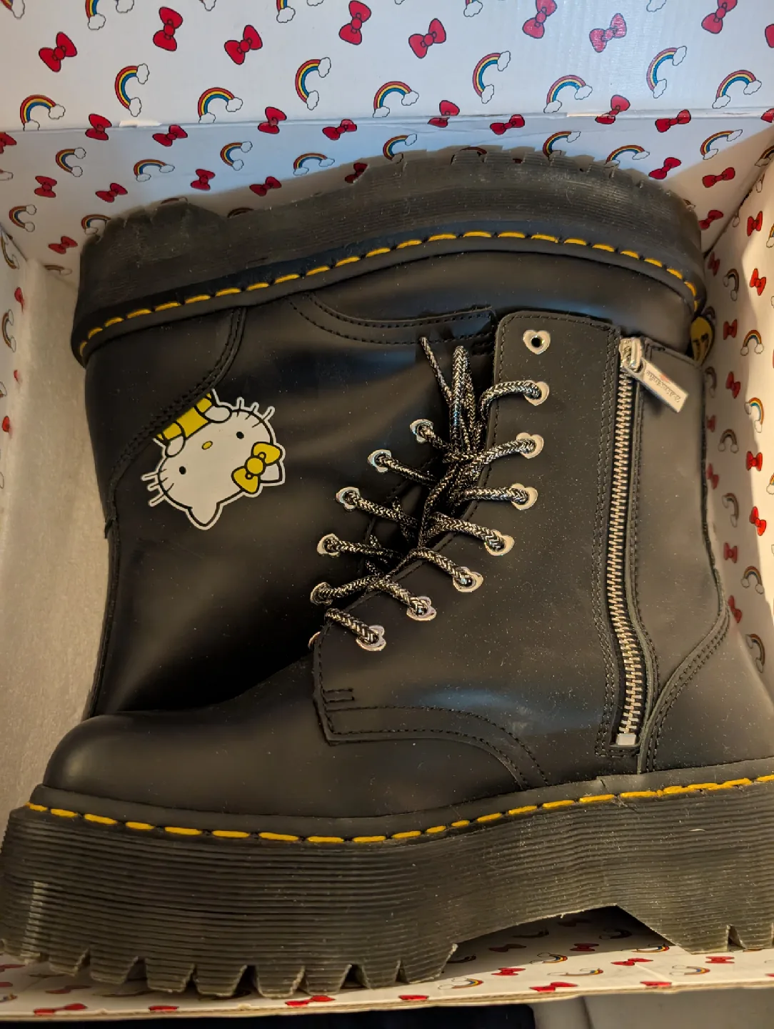 Dr. Martens Jadon HK Hello Kitty Boots - US 8