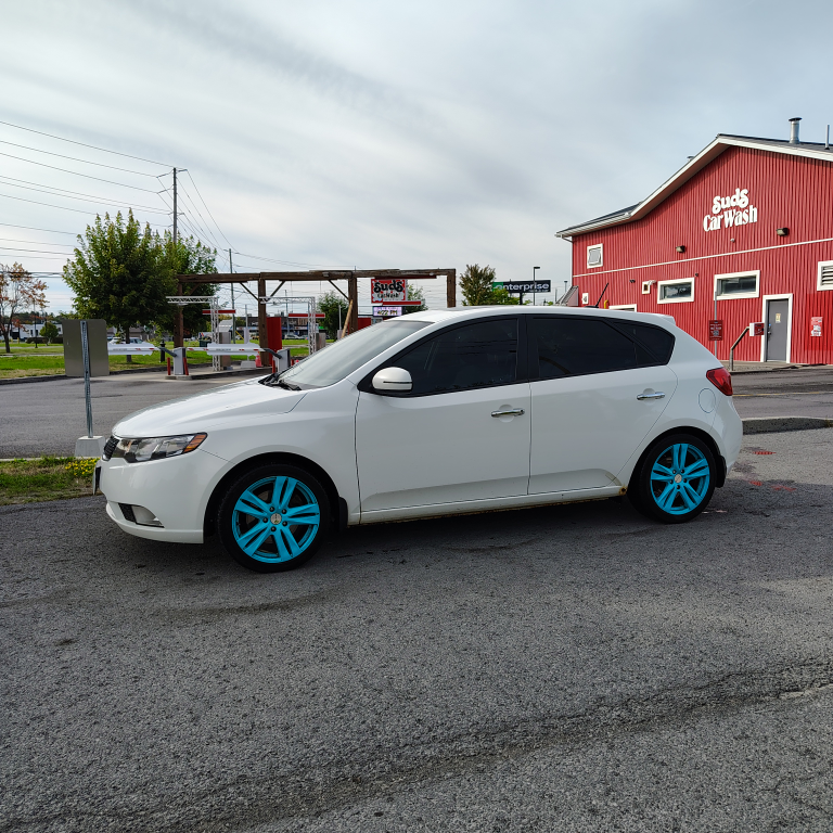 2011 Kia Forte5 SX automatic, leather - photo 5