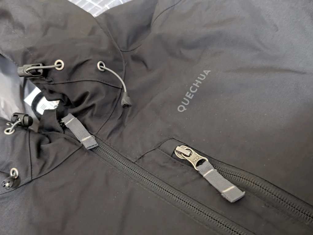 Quechua Waterproof Hiking Jacket - Black image indicator(2)
