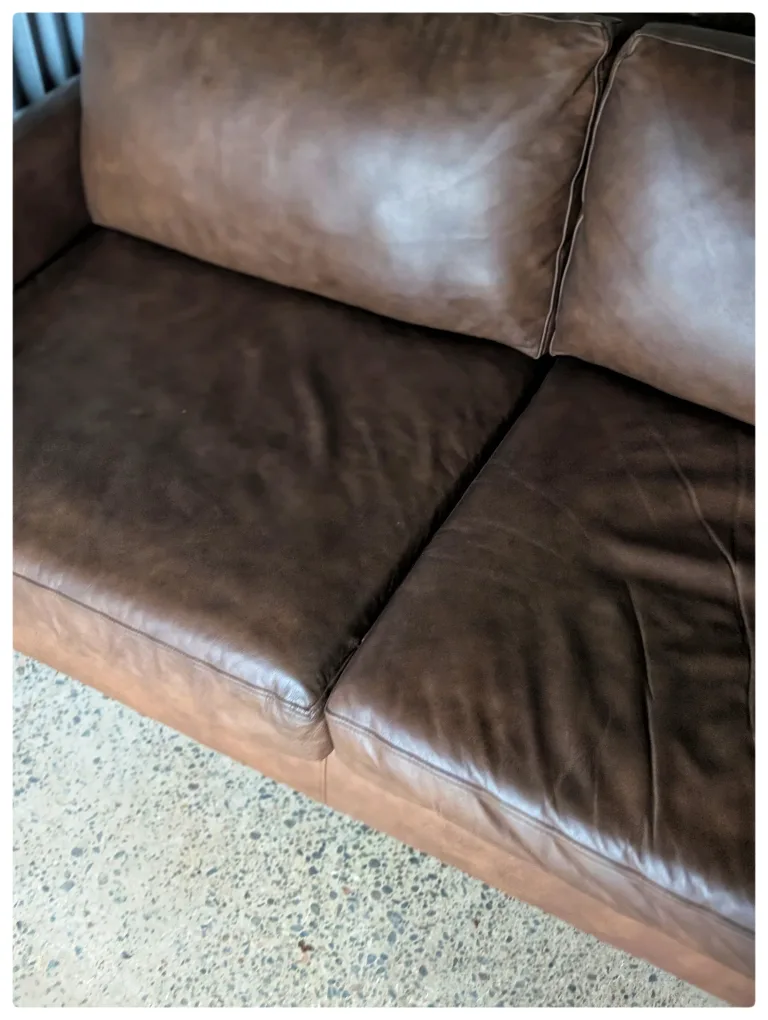 Noa Home Sectional image indicator(3)