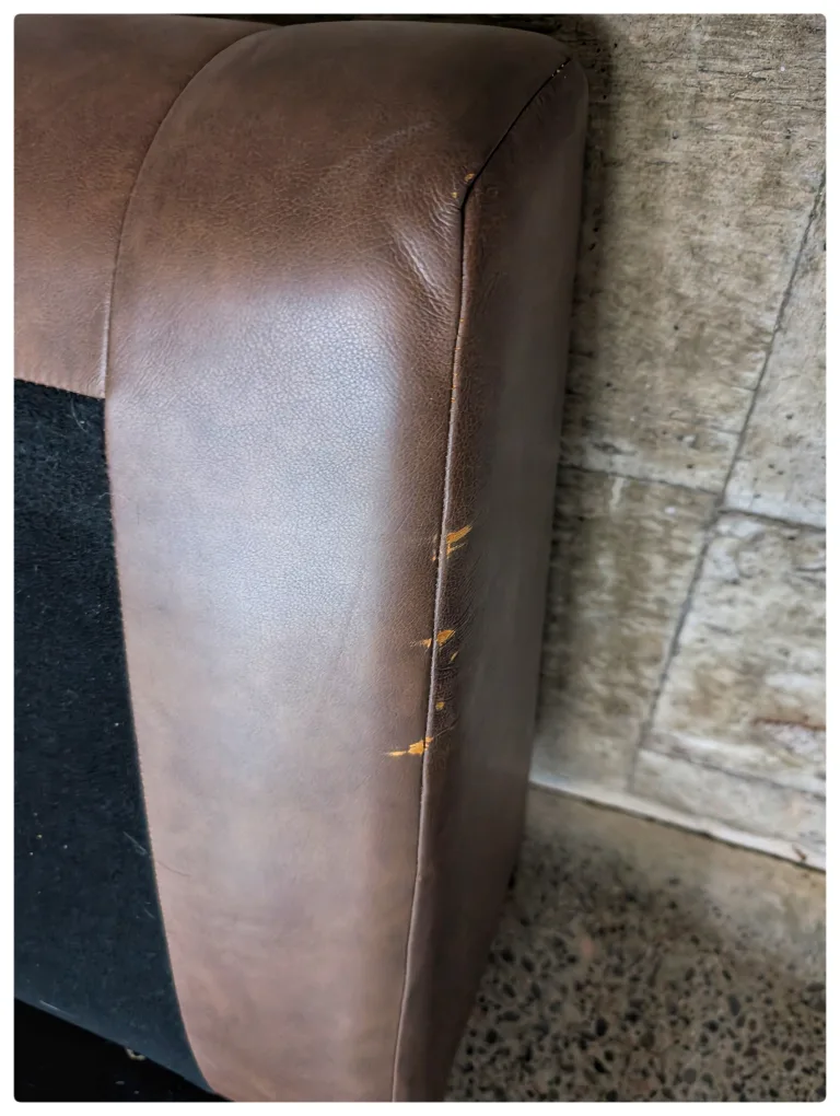 Noa Home Sectional image indicator(5)