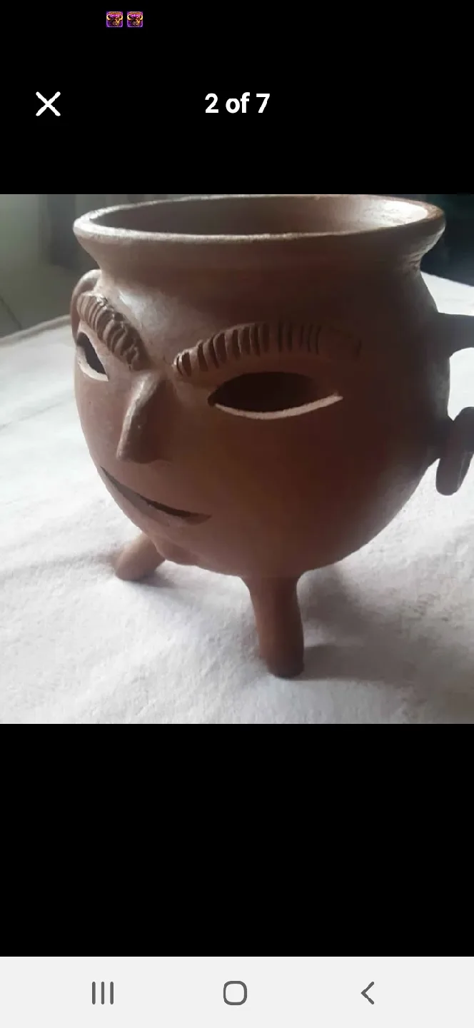 Clay Planter with Face Design image indicator(6)