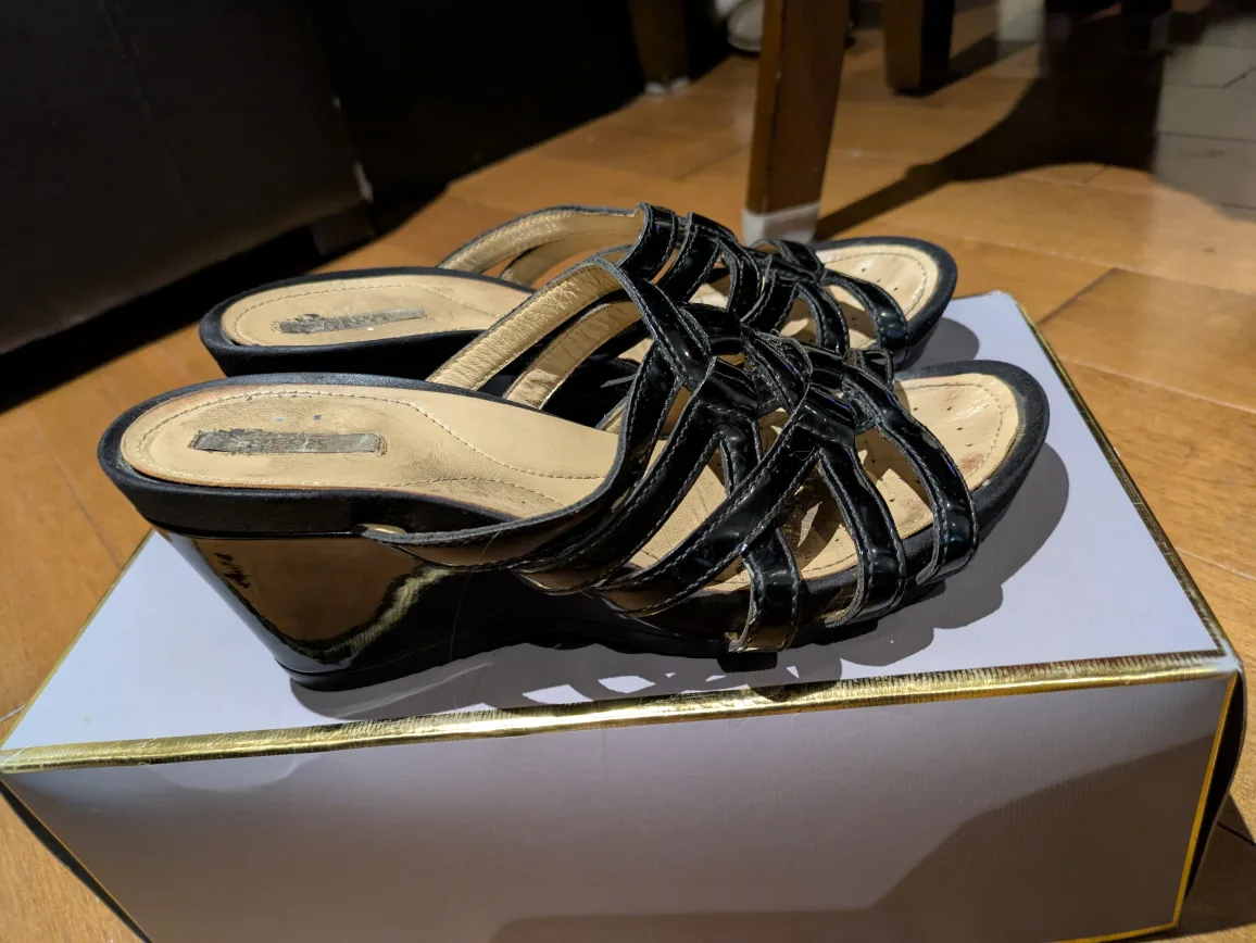 Geox Black Wedge Sandals Size 37.5 image indicator(5)