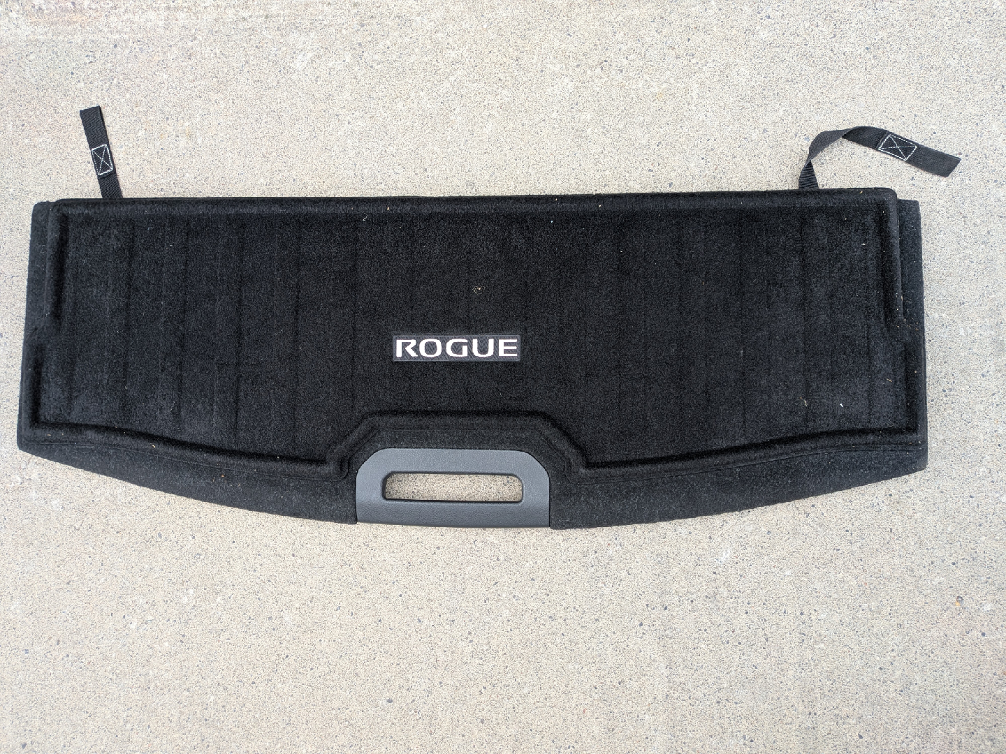 Nissan Rogue Cargo Cover - Black