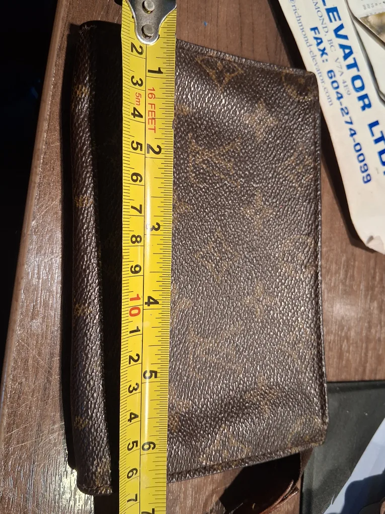 Louis Vuitton Monogram Canvas Agenda image indicator(3)