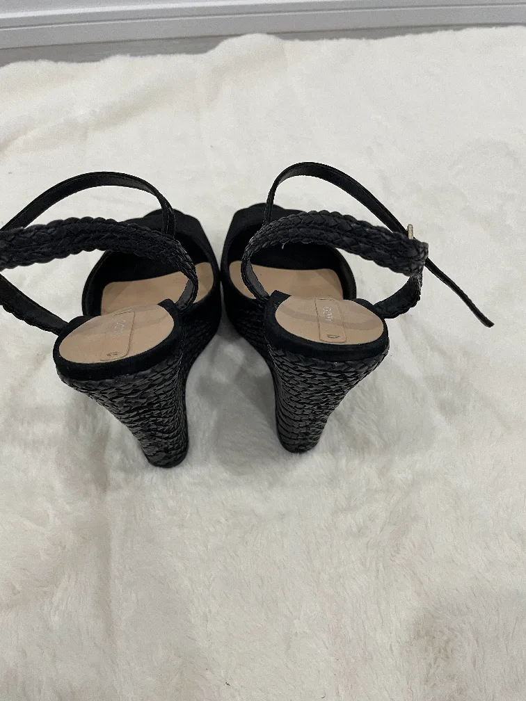 Aldo Black Wedge Sandals - Size 6.5 image indicator(6)