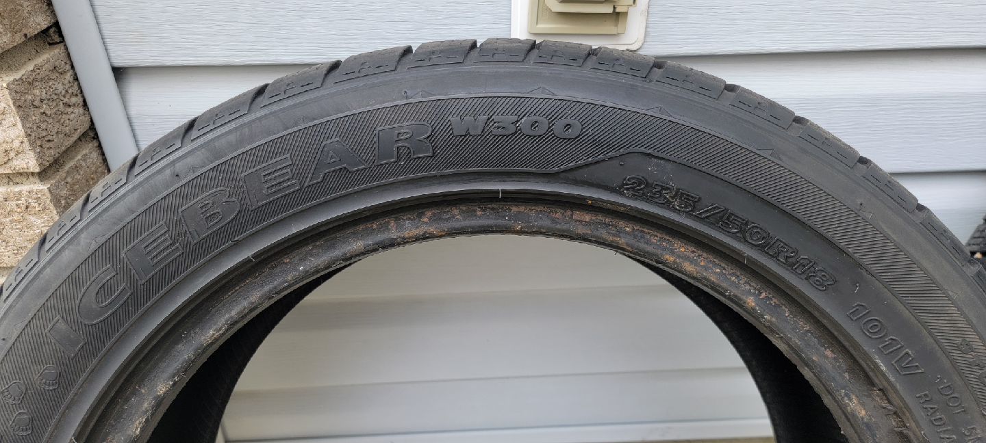 Hankook Icebear W300 235/50R18 Winter Tires - photo 2