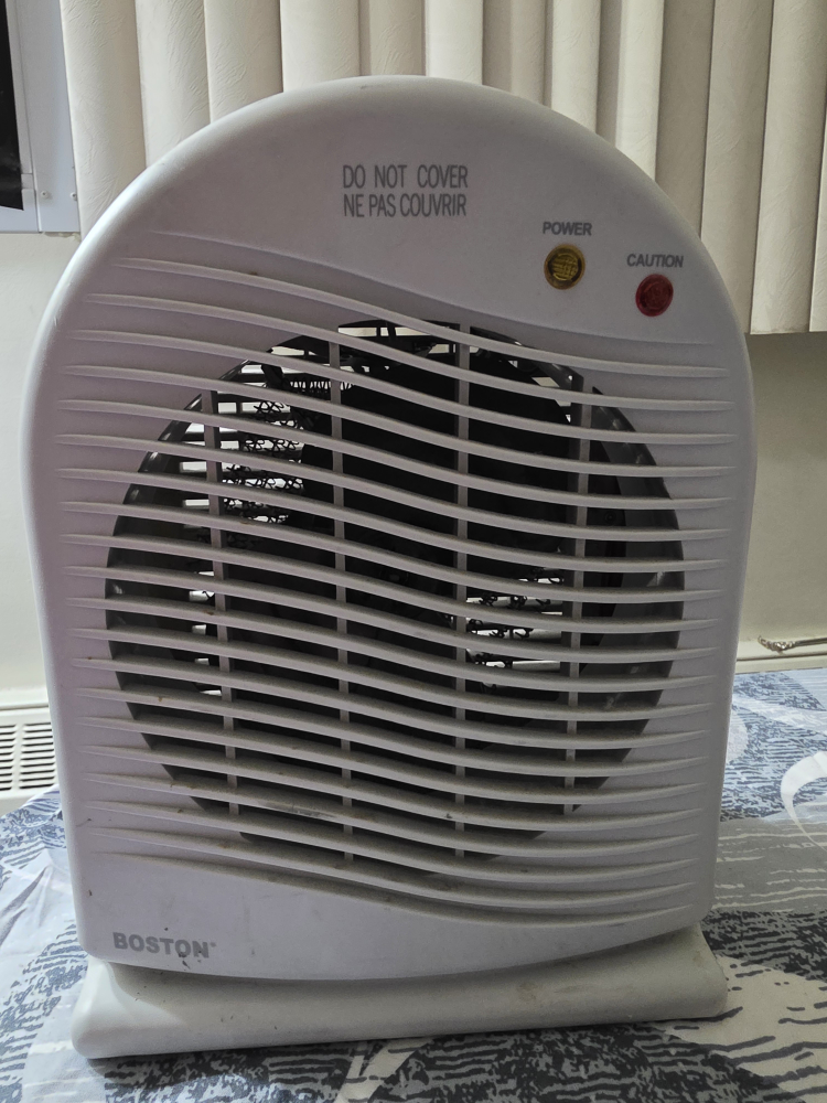 Boston Personal Space Heater - photo 2