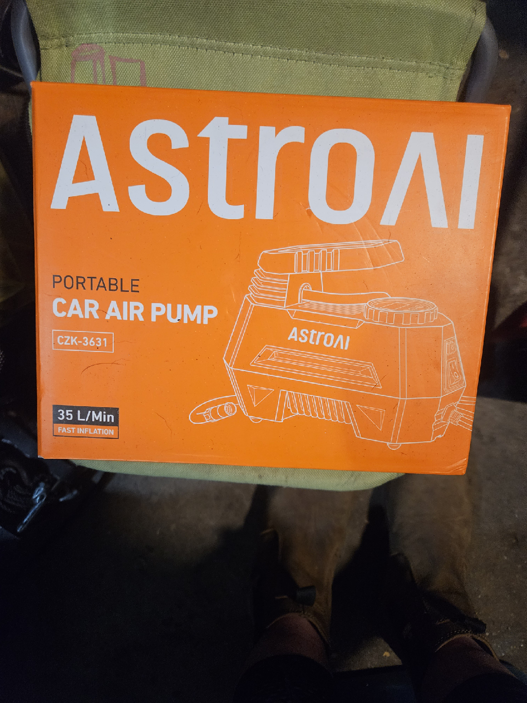 AstroAI Portable Car Air Pump CZK-3631