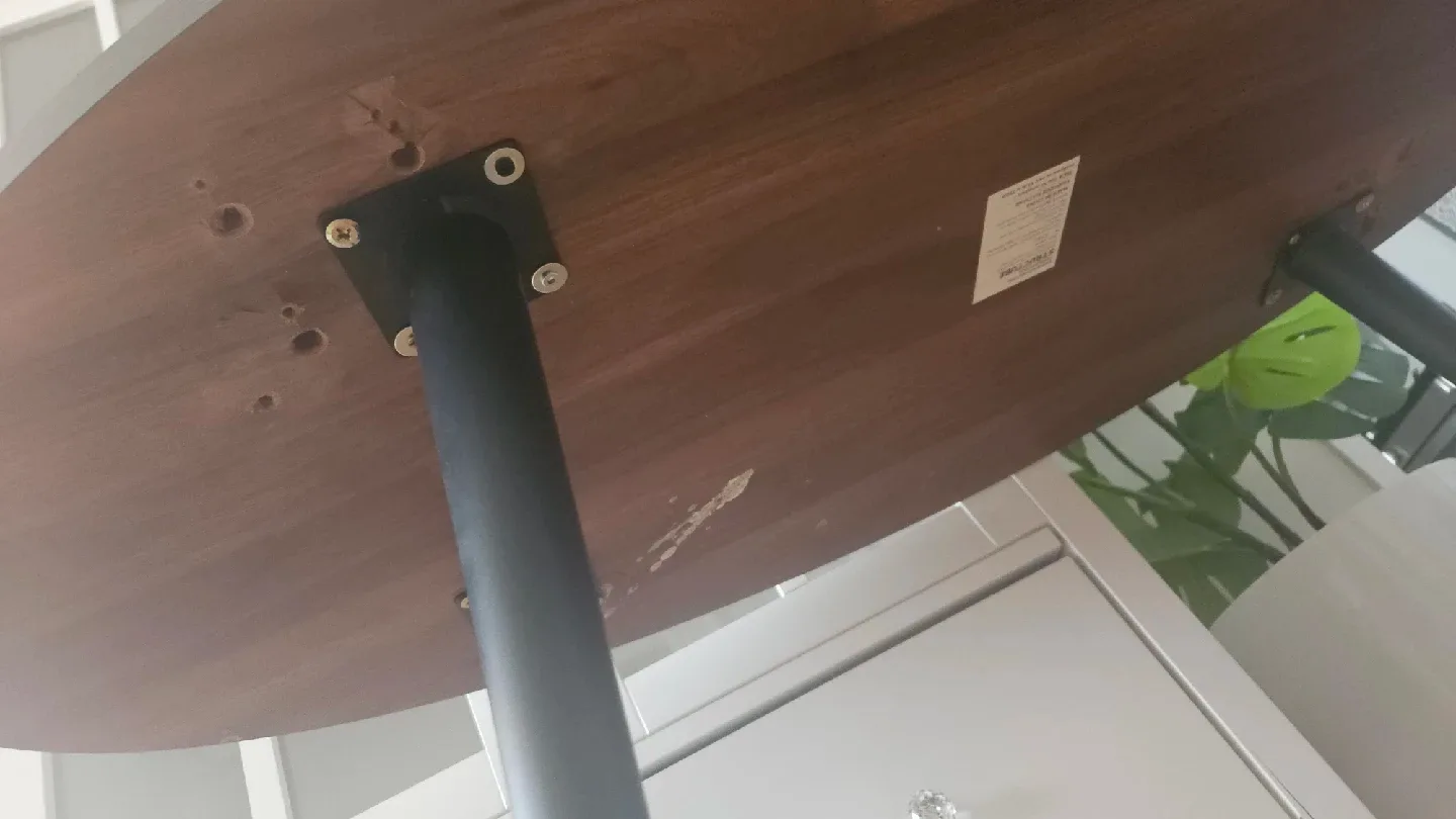 structube coffee table image indicator(3)