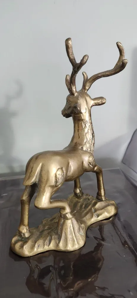 Solid Brass Deer Figurine image indicator(4)