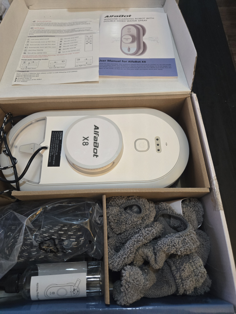 AlfaBot X8 Window Cleaning Robot - Like New! - photo 3