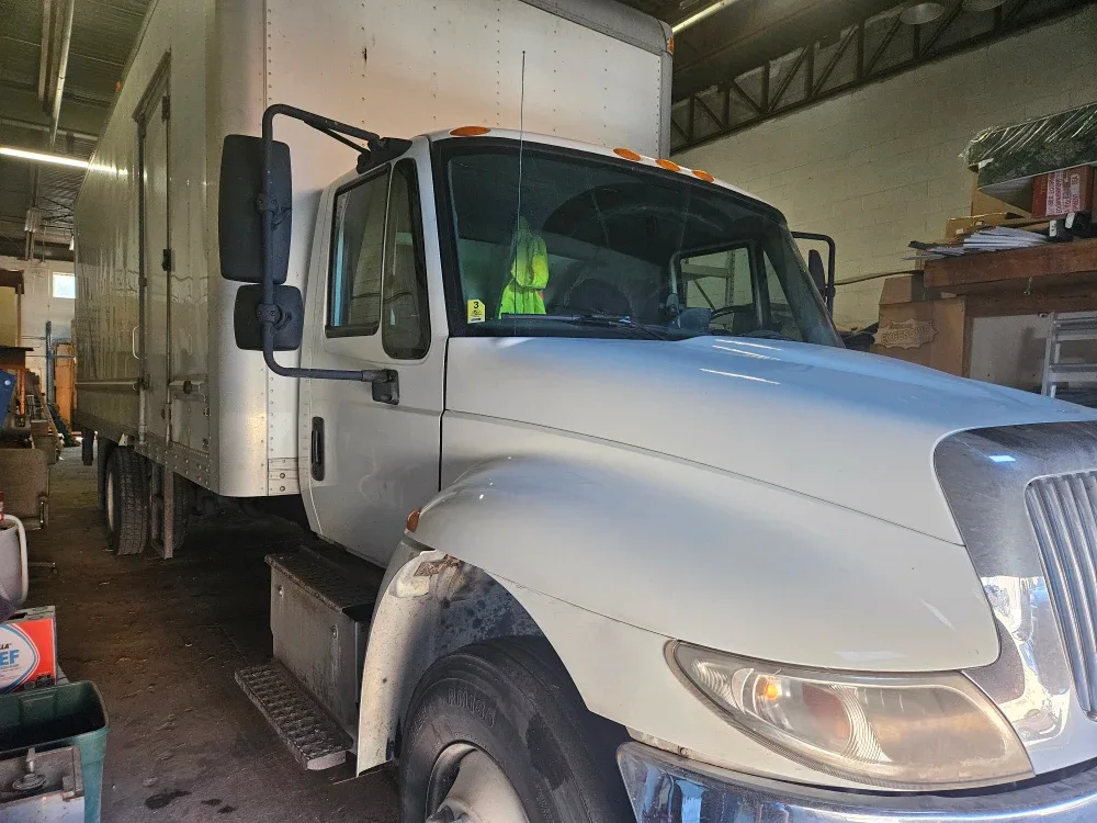 2016 International 26' Truck image indicator(2)