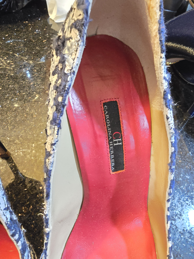 Carolina Herrera Heels - Size 37 - photo 2