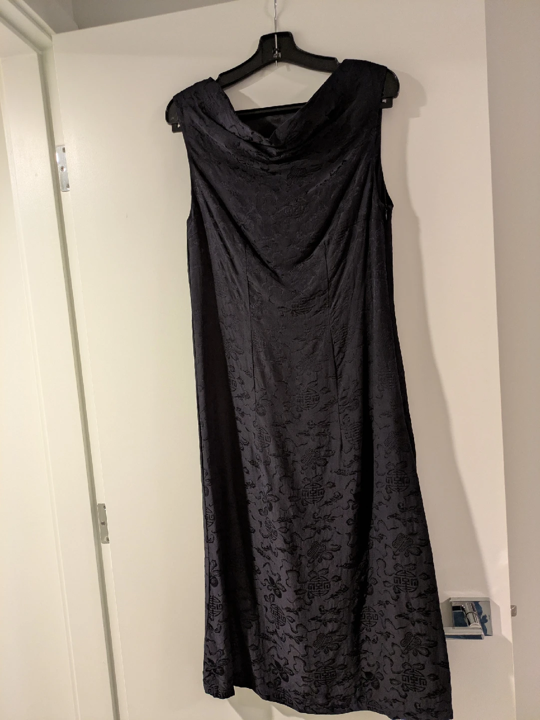 Chinese Silk Black Sleeveless Dress