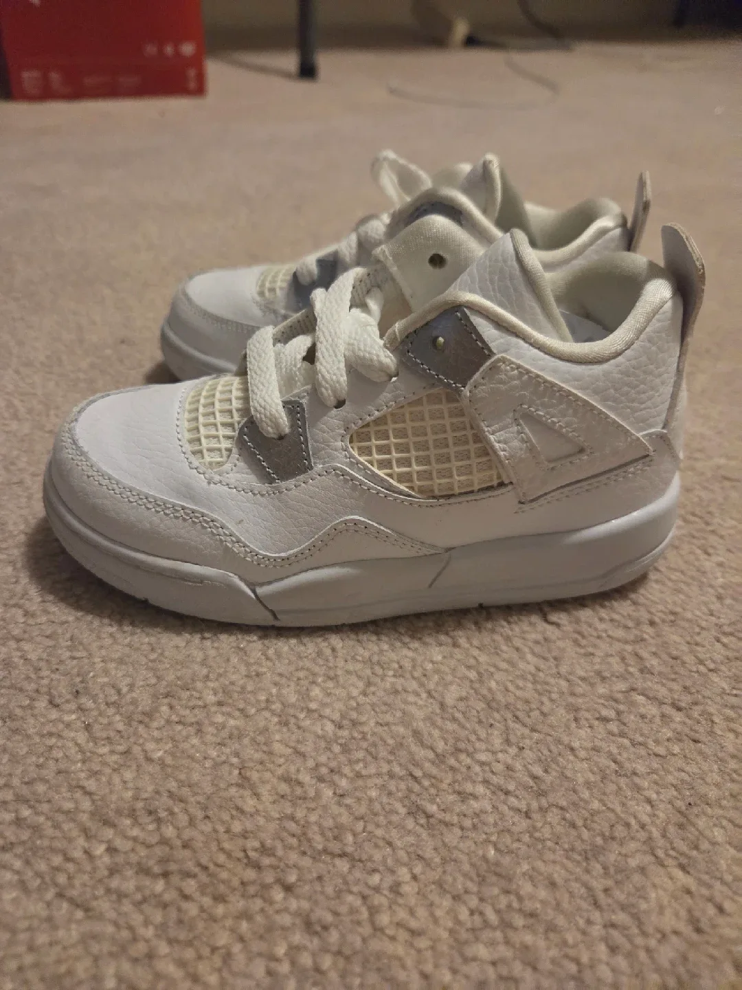 Jordan 4 Retro White Toddler Shoes image indicator(2)