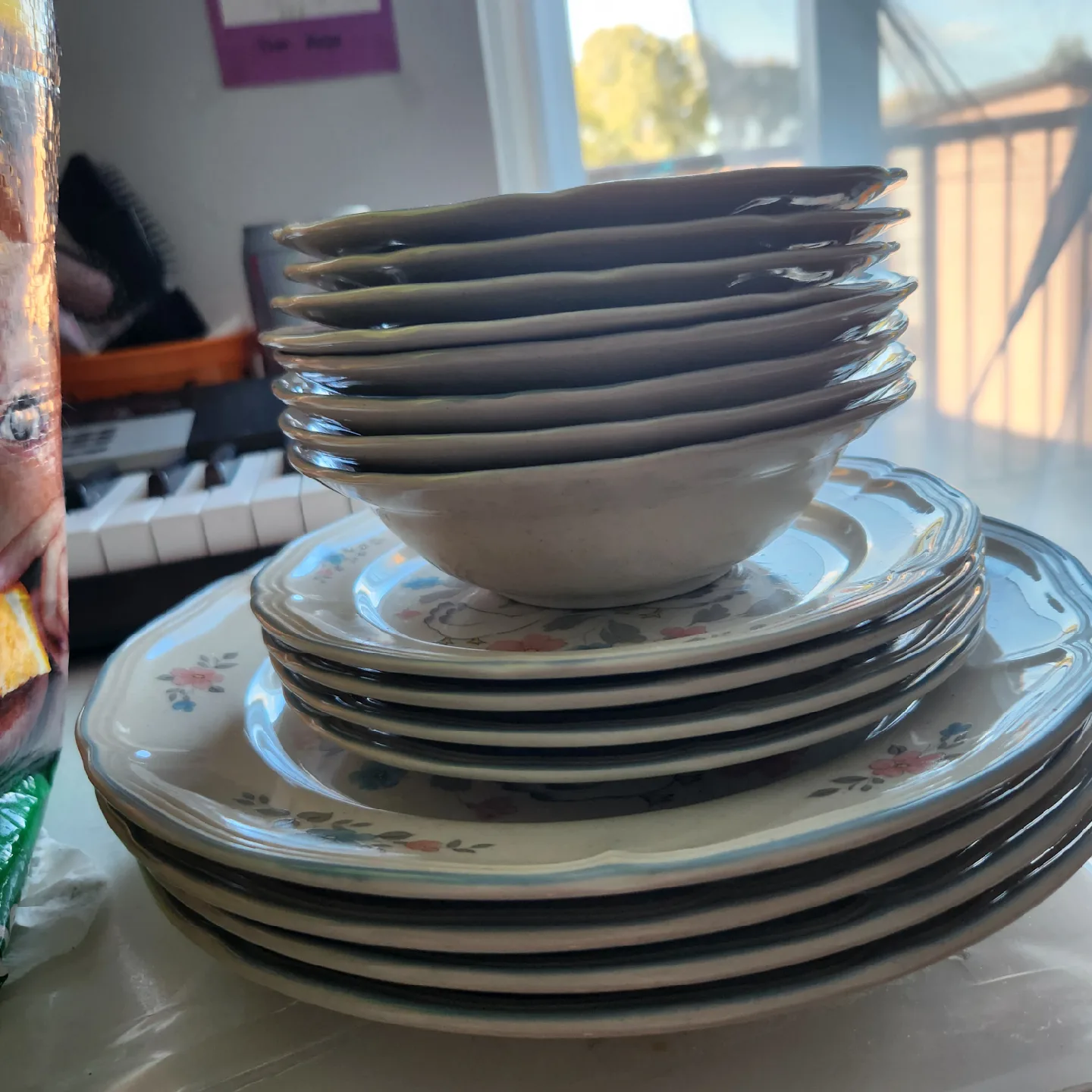 (Stoneware Japan) Vintage Country Charm Dinnerware Set image indicator(5)