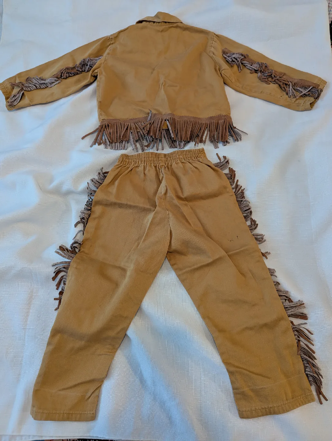 Kids' vintage 1950s cowboy/girl Costume size 5 image indicator(2)