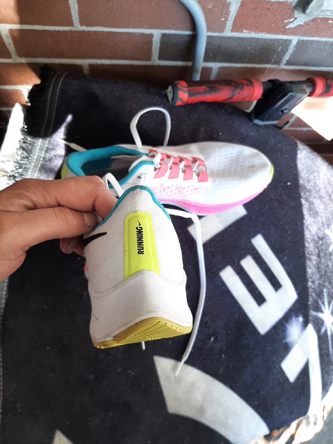 Nike Air Zoom Pegasus 37 Women's Size 9 US - photo 4