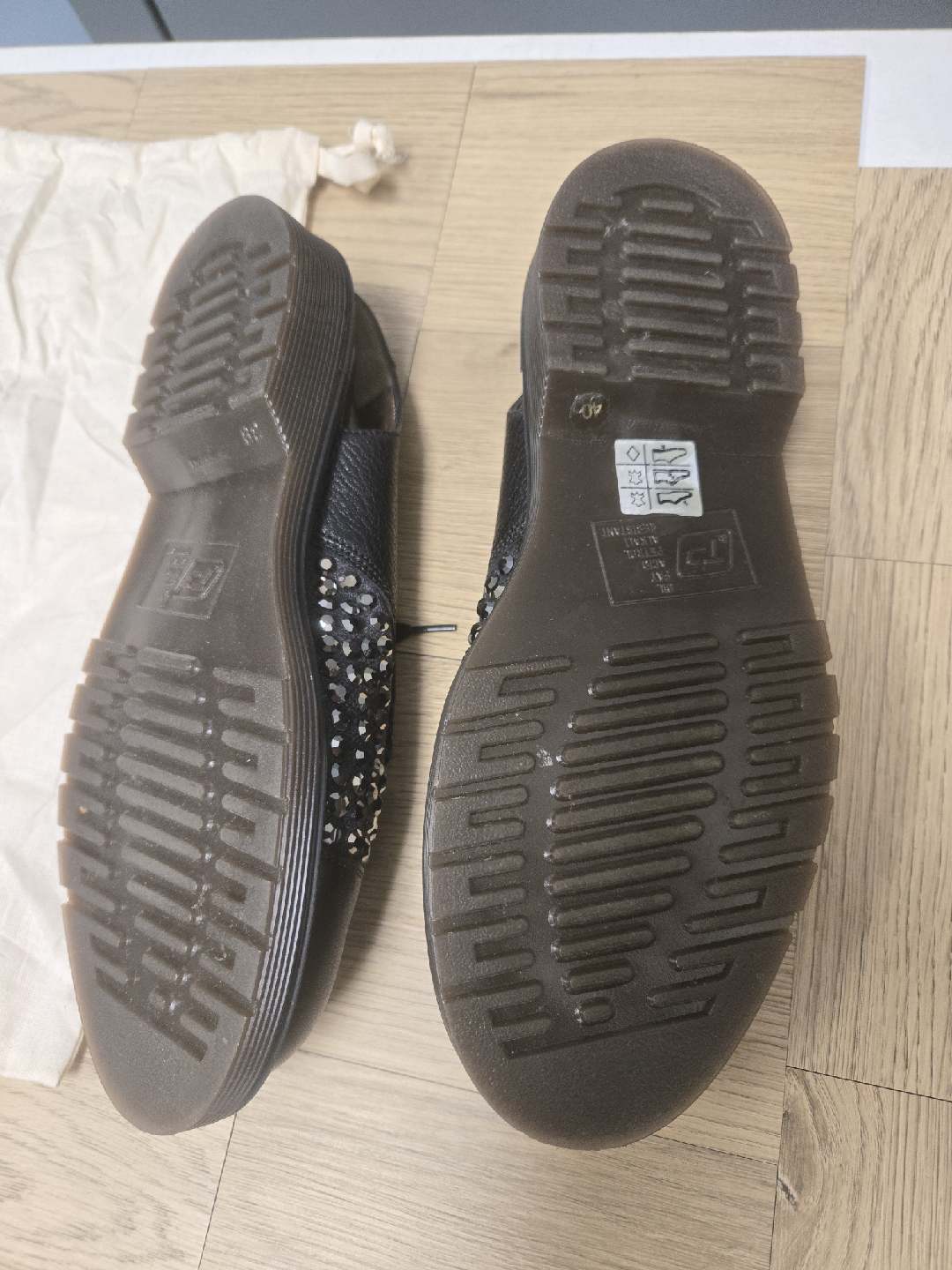 Marni Embellished Leather Oxford Shoes - Size 40 - photo 4