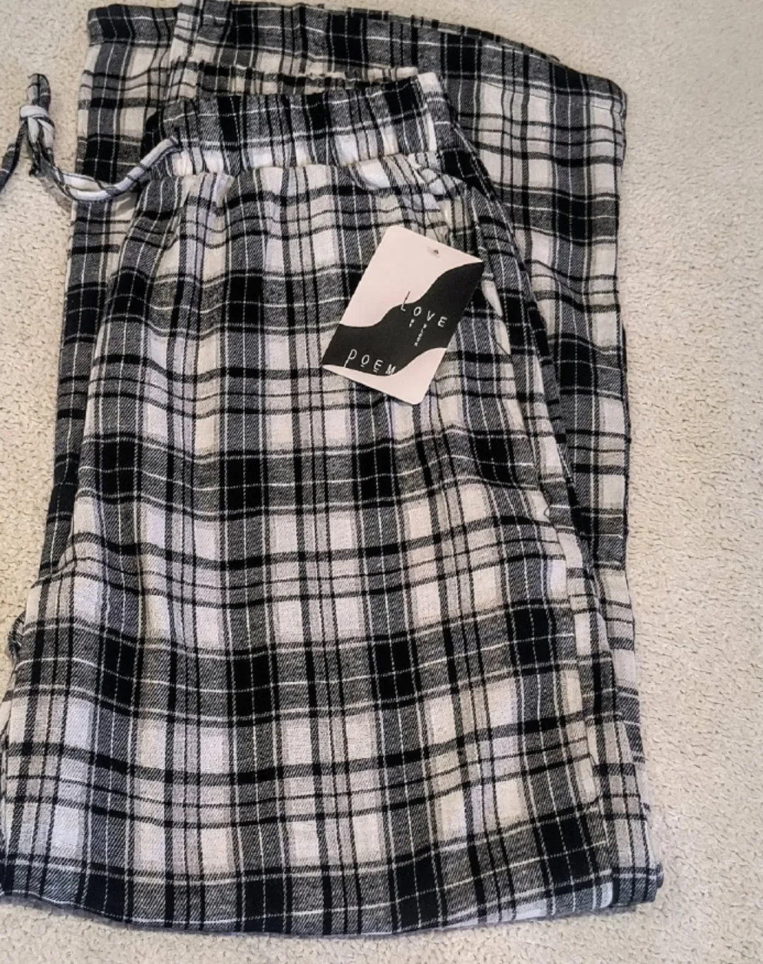 Love Poem Black & White Plaid Pajama Pants - Size L image indicator(4)
