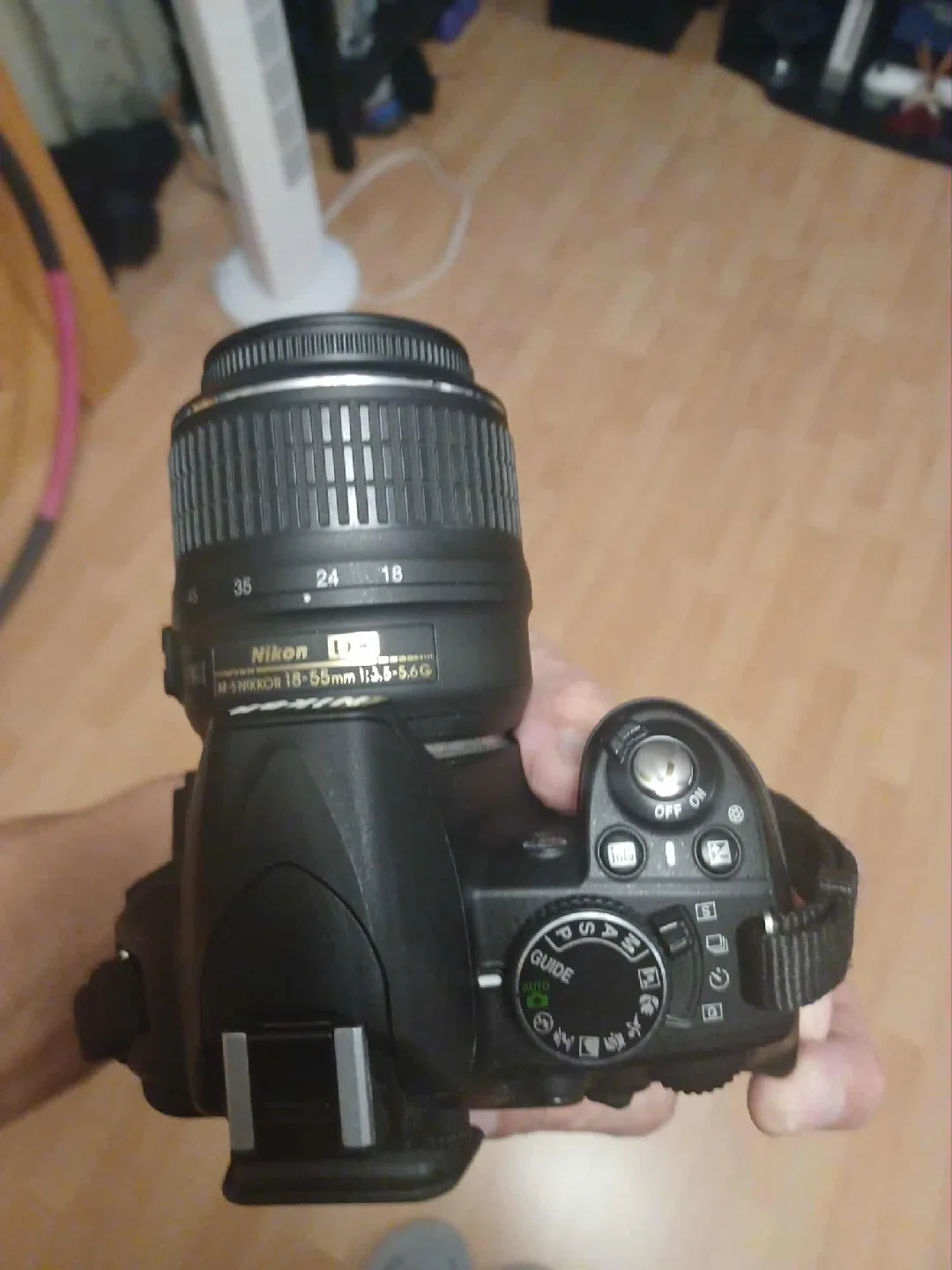 Nikon D3100 Digital Camera with 18-55mm Lens image indicator(4)