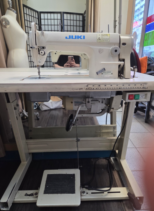 JUKI DDL-8300N Industrial Sewing Machine - photo 3