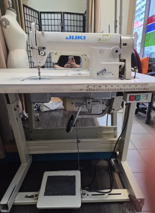 JUKI DDL-8300N Industrial Sewing Machine image indicator(3)